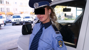 Și-a îmbrăcat amanta în polițistă. Ce a urmat după e de nedescris