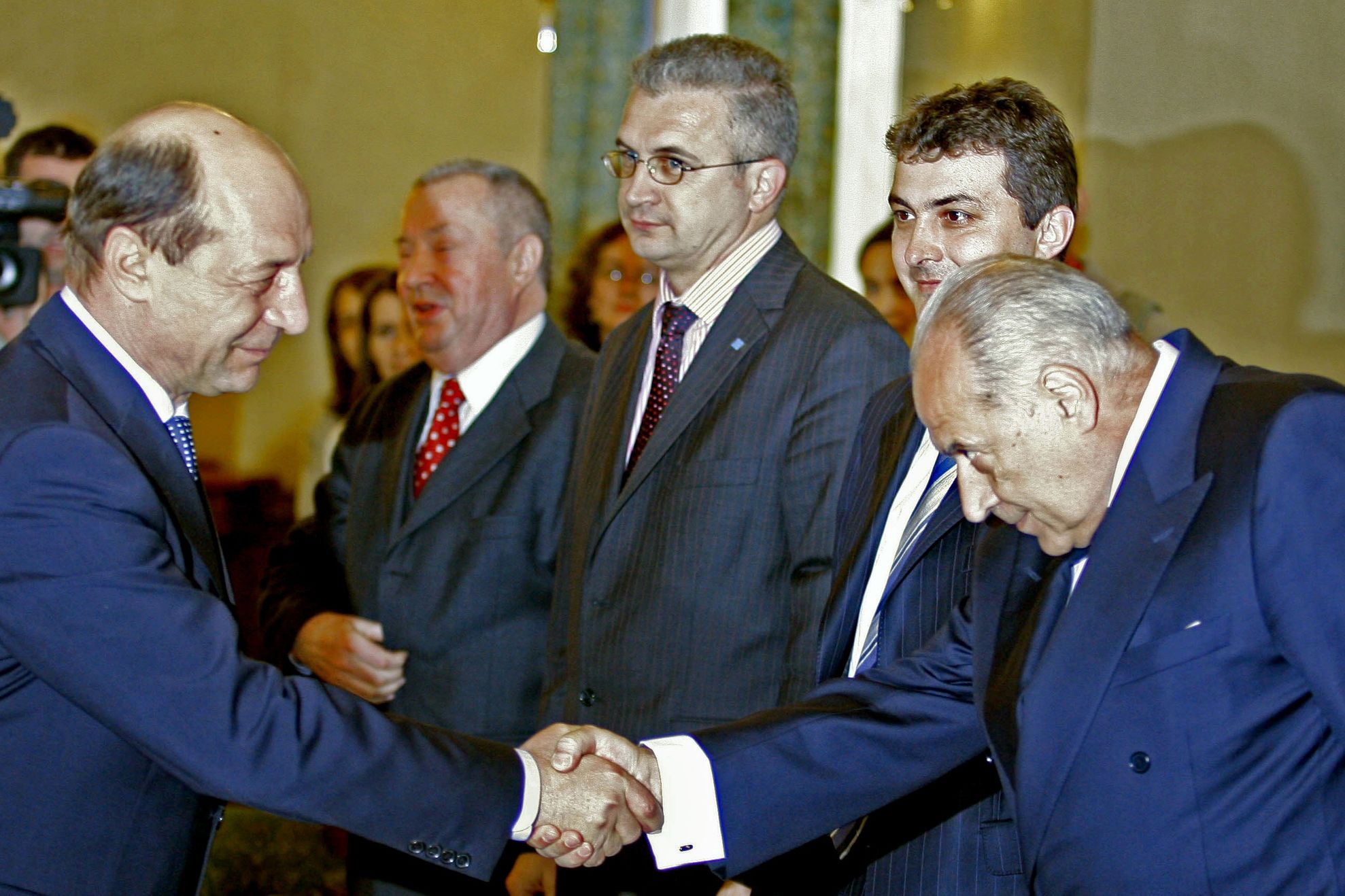 Traian Băsescu a câştigat la Tribunalul Bucureşti procesul cu Dan Voiculescu