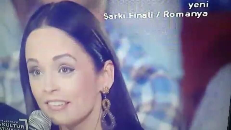 Andreea Marin, în direct la o televiziune din Turcia