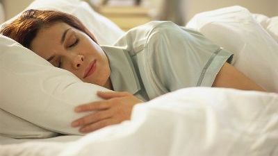 Descoperire ULUITOARE legată de SOMN. Să nu faci ASTA niciodată