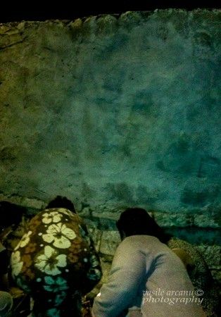 "MIRACOL" Oamenii spun că au văzut chipul lui Iisus Hristos pe un gard în Giurgiu