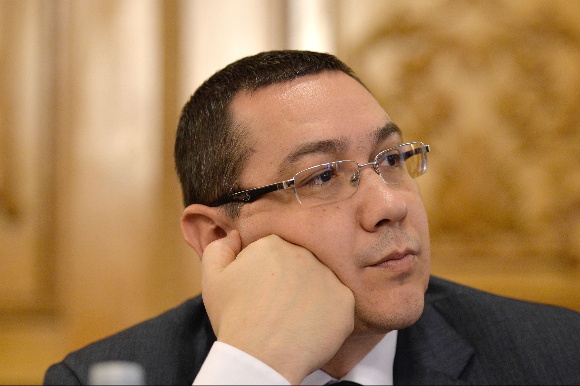 Ponta: Voinea nu și-a dat demisia și nici nu și-o dă până nu vedem cine vine după el 