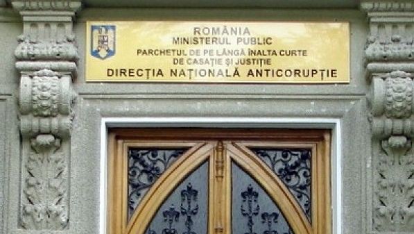 Femeia care ar fi şantajat-o pe judecătoarea Livia Stanciu a fost arestată