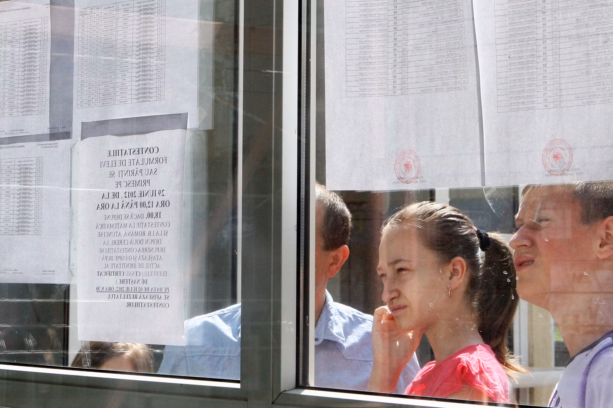 REZULTATE EVALUARE NAŢIONALĂ 2014 EDU.RO. 70,8% dintre elevii de clasa a VIII-a au medie peste 5