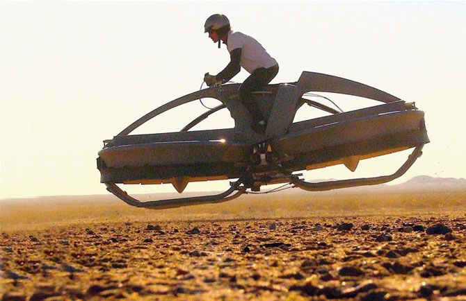 “Star Wars” devine realitate! Cum arata prima MOTOCICLETA ZBURATOARE