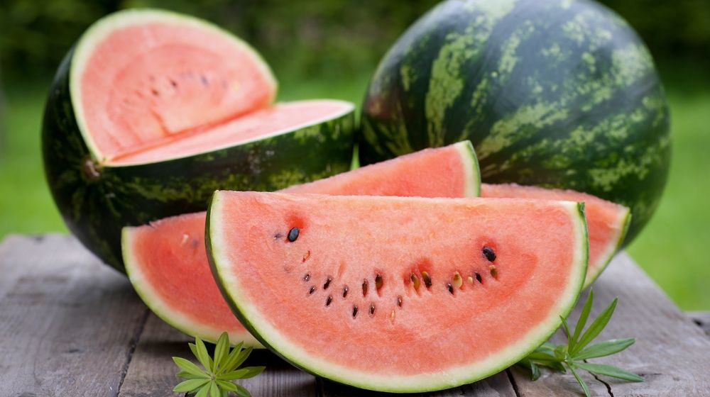 FRESH-REFRESH. Pepenele roșu, desertul ideal în lunile de vară