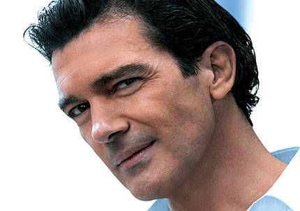 Cu ce VEDETĂ SUPERBĂ are o relaţie Antonio Banderas? REACŢIA fostei sale soţii, Melanie Griffith