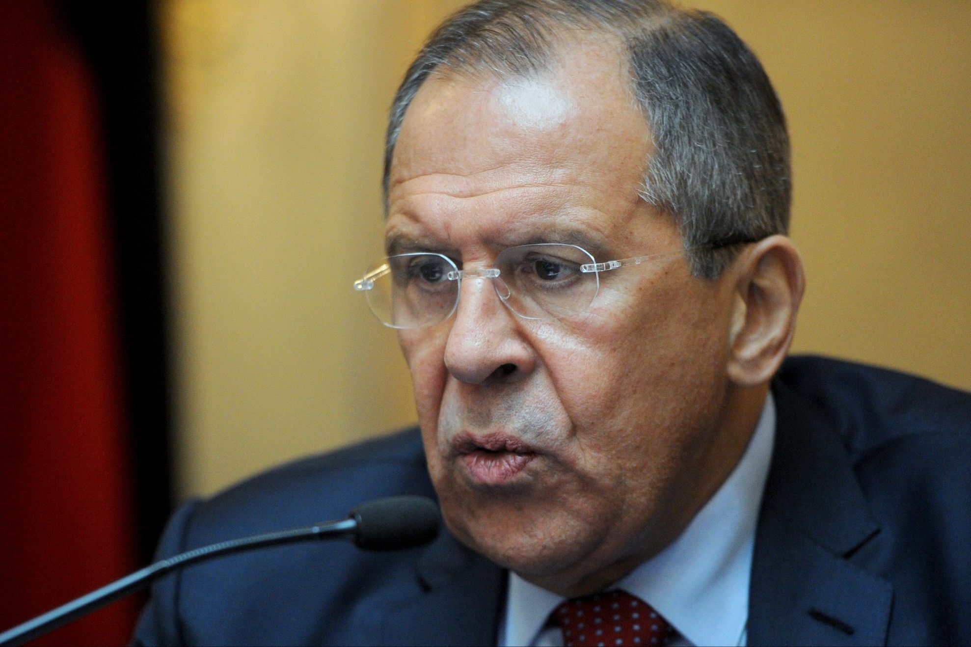 Rusia este favorabilă unui armistiţiu durabil în Ucraina, dar respinge ultimatumurile
