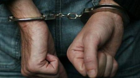 Vicepreşedintele ANRE Claudiu Dumbrăveanu, reţinut într-un dosar de corupţie