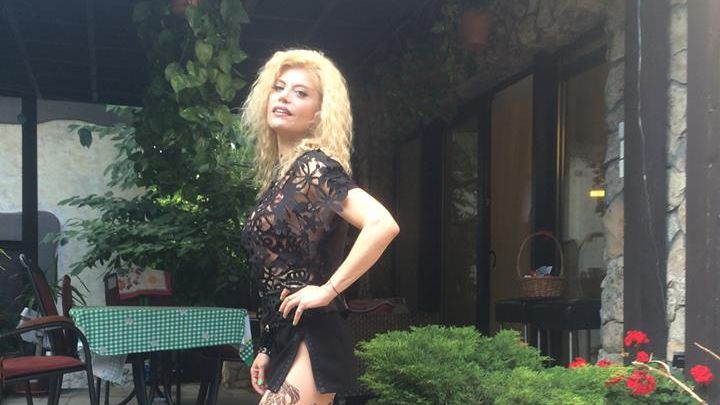 INCREDIBIL. Cum arată fata Loredanei Groza la vârsta de 16 ani!