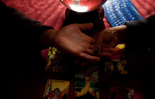 S-a dus la o ghicitoare pentru a-şi afla viitorul. Ce s-a întâmplat apoi este şocant