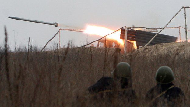 MĂCEL în UCRAINA. 30 de militari au fost ucişi de separatişti într-un atac cu rachete