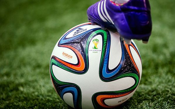 Un fotbalist LEGENDAR, în stare GRAVĂ după un STOP CARDIAC
