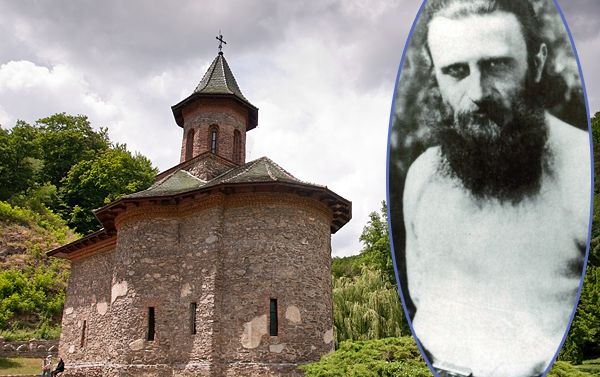 Pe urmele minunilor lui Arsenie Boca. "Să te rogi înainte de orice examen"