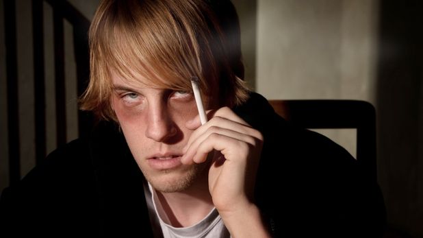 O boală ciudată îi sperie pe medici: "Nu e mâna mea, vă rog să o amputați!"