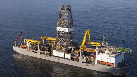 ExxonMobil şi OMV Petrom încep forajul la o nouă sondă în Marea Neagră