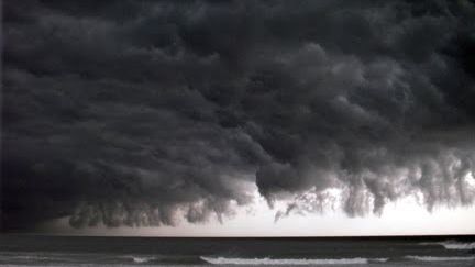 NOWCASTING. Avertizare cod galben de furtună 