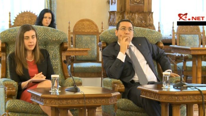 Ponta şi Petrescu, TRĂDAŢI DE GESTURI: "Ministrul n-a putut ţine piept marinarului"