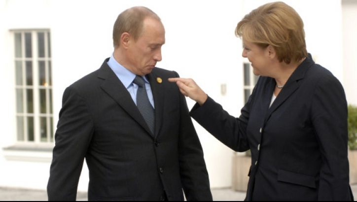 PUTIN şi Merkel negociază ÎN SECRET un plan de pace. CE TROC pun la cale