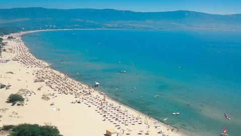 AVERTISMENT pentru românii care merg în Bulgaria: APA MĂRII NEGRE, infectată cu HEPATITĂ A