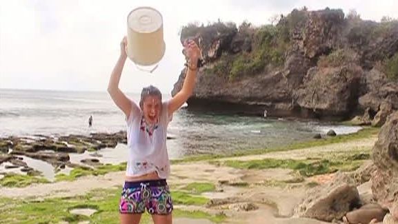 Anca Duşe a răspuns provocării de gheață de la REALITATEA TV