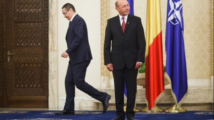 Băsescu, despre absenţa lui Ponta de la învestirea lui Vâlcov: Premierul fuge de răspundere