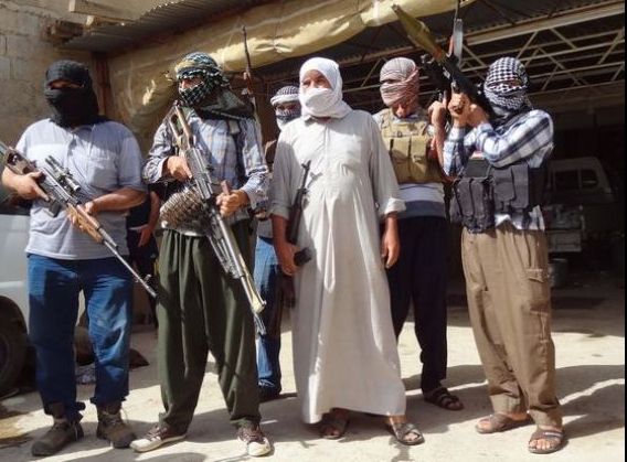Gruparea Stat Islamic a preluat controlul asupra a 60 de sate kurde din nordul Siriei, anunţă un ONG