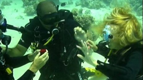 SURPRIZA extraordinară avută de o tânără din Zalău în EGIPT. Ce a găsit ea pe fundul Mării Roșii