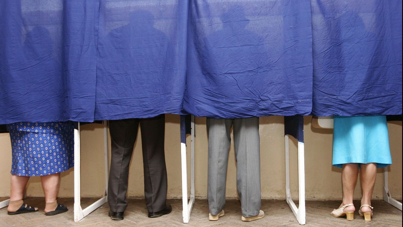 Cu cine votați la ALEGERI PREZIDENȚIALE?