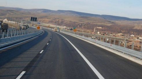 O nouă autostradă în România: Ar putea scăpa o întreagă regiune de SĂRĂCIE  