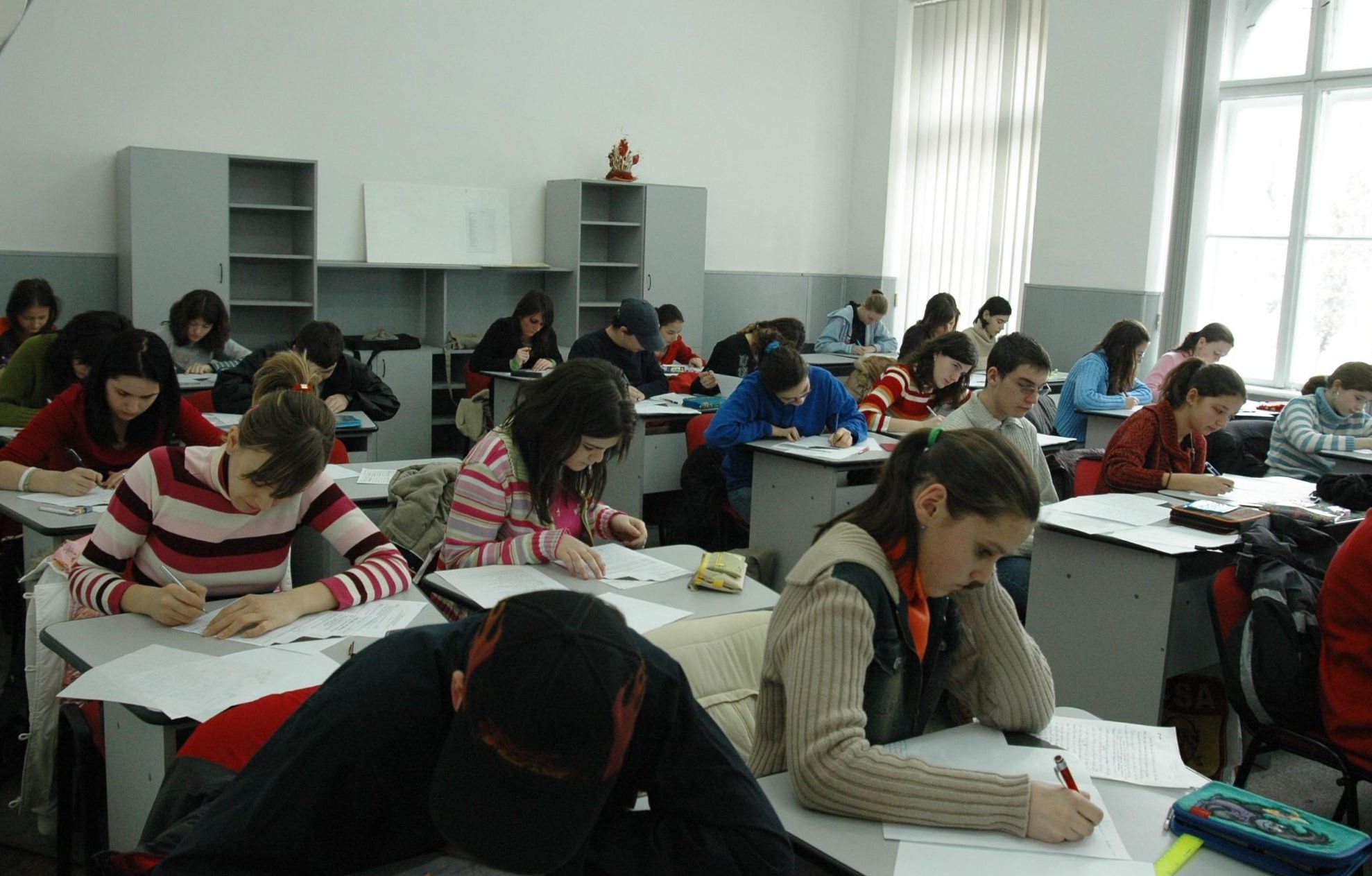 ANUNȚ BOMBĂ al ministrului Educației: VREA SĂ MĂREASCĂ ANUL ȘCOLAR