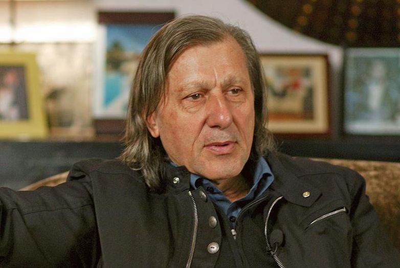LOVITURĂ pentru ROBERT TURCESCU! Ilie Năstase va face plângere penală împotriva lui