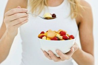Cum mănânci în fiecare zi cu 500 de calorii mai puţin