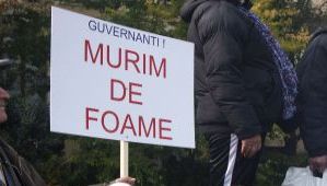 Peste 4.000.000 de pensionari trăiesc cu mai puțin 230 de euro pe lună, deși economia ,,duduie''