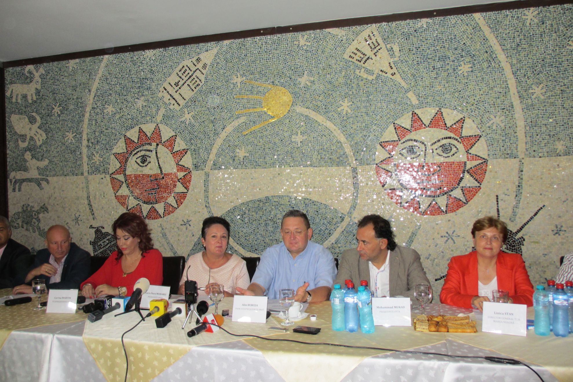 Peste 1,5 milioane de turişti au vizitat litoralul românesc, în sezonul 2014 