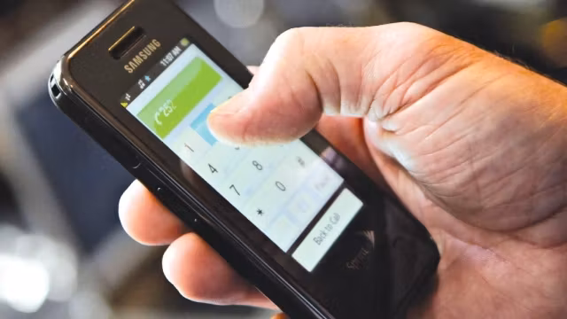 Aplicaţii gratuite ca să-ţi găseşti TELEFONUL FURAT
