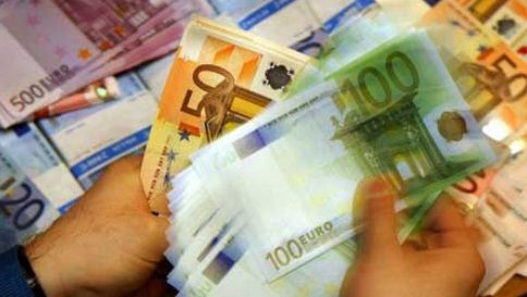 A găsit un portofel cu peste 8.000 de euro, în Cluj. Ce i s-a întâmplat după doar 3 ore