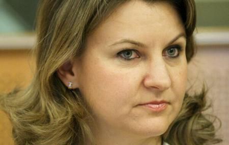 DOSARUL MICROSOFT. Fostul ministru al Comunicaţiilor Adriana Ţicău, la DNA