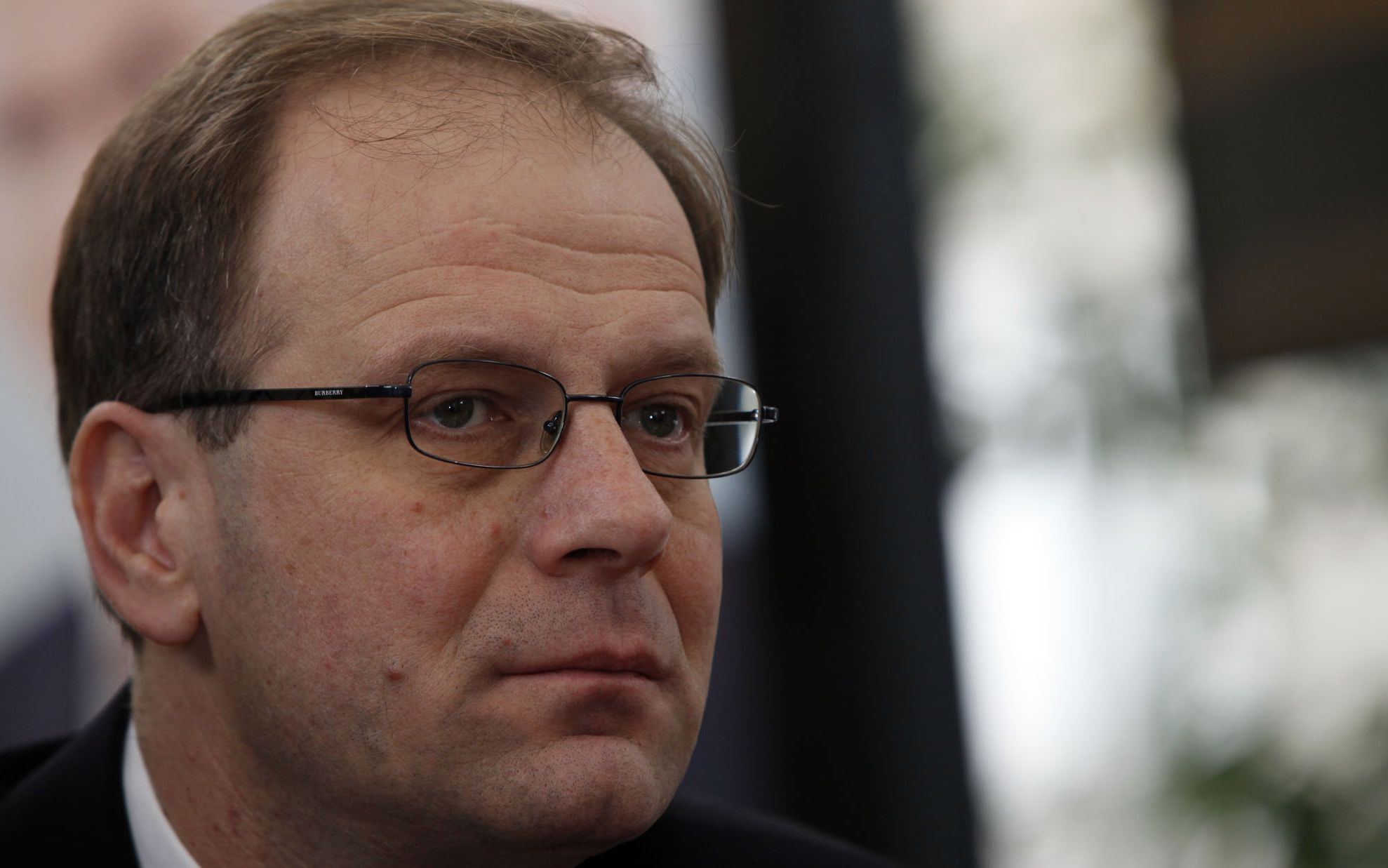 Comisarul desemnat pentru Educaţie, respins în Parlamentul UE. Noi probleme pentru Comisia Juncker