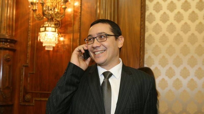 SMS-ul INCREDIBIL trimis de VICTOR PONTA colegilor din PSD