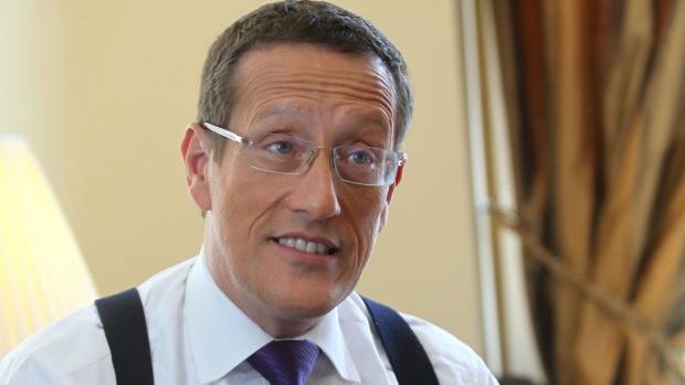 Richard Quest: România e Vestul Sălbatic 