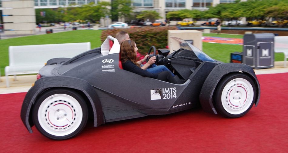 THE STRATI. IMAGINI cu primul automobil din lume printat la IMPRIMANTĂ