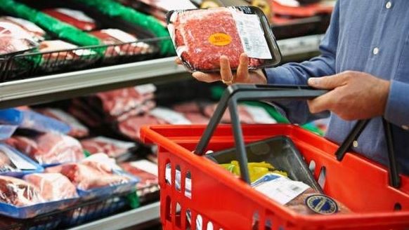 Descoperire DEZGUSTĂTOARE într-un PUI cumpărat de la un magazin alimentar 