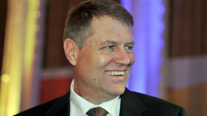 REZULTATE ALEGERI PREZIDENŢIALE 2014. Iohannis a ajuns la sediul ACL: Sunt foarte optimist