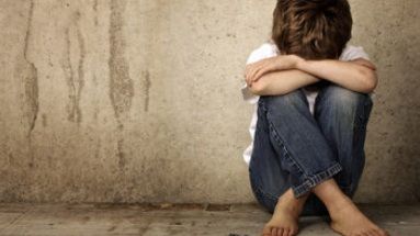 Anchetă în școală, după ce un părinte a reclamat că fiul său a fost bătut de un profesor
