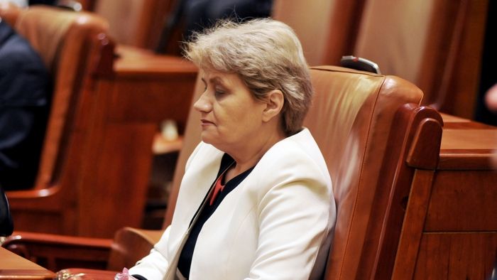 Cristiana Anghel(PC) despre proiectul său de GRAȚIERE: Domnul VOICULESCU nu se încadrează