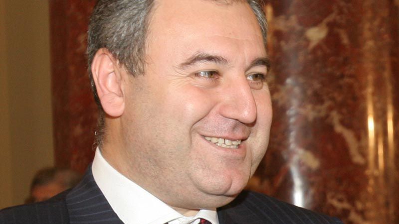 Mandatele de arestare pentru Cocoş, Gheorghe Ştefan, Sandu şi Dumitru, prelungite cu 30 de zile