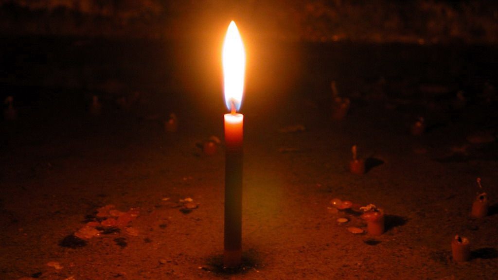 A murit! Boala l-a împins spre ultimul gest