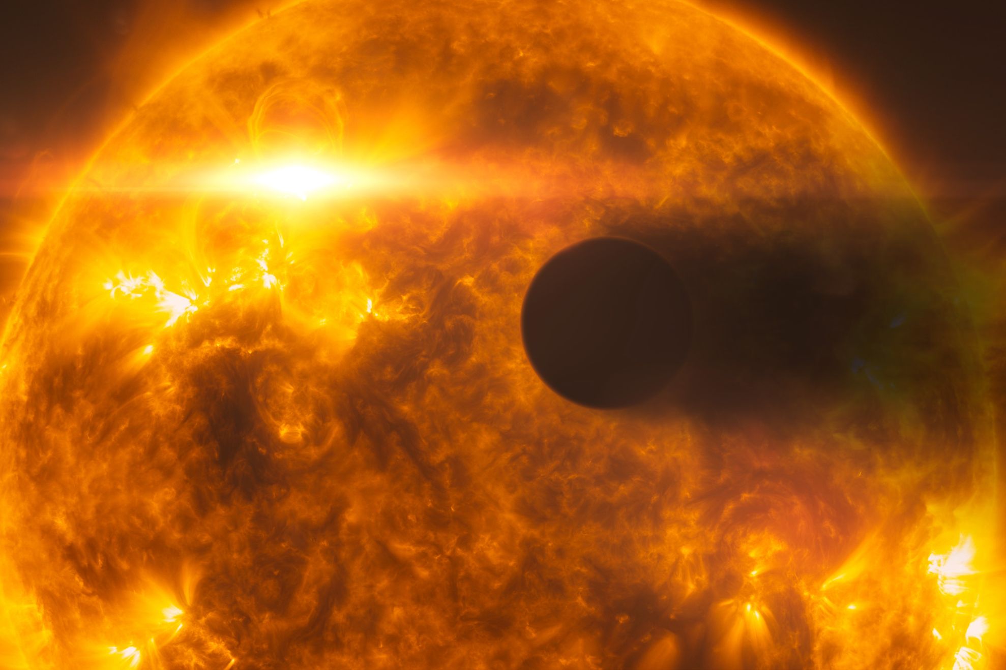APOCALIPTIC: Patru erupții solare PUTERNICE produse în ultimele zile