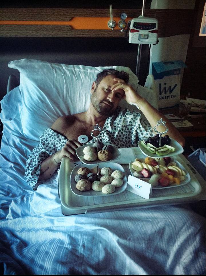Cătălin Botezatu pe patul de SPITAL, tratat împotriva CANCERULUI
